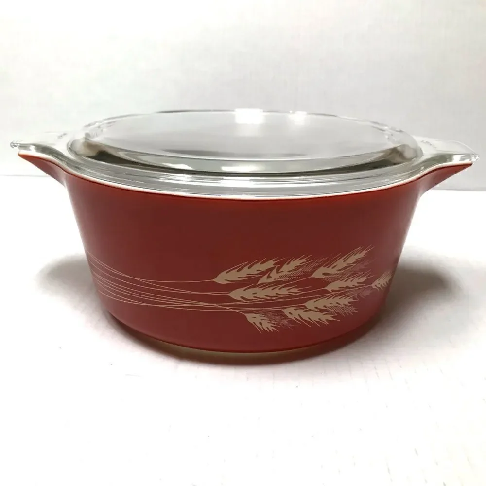 Vintage Pyrex rust Autumn Harvest 475-B 2.5 quart casserole dish with lid‎